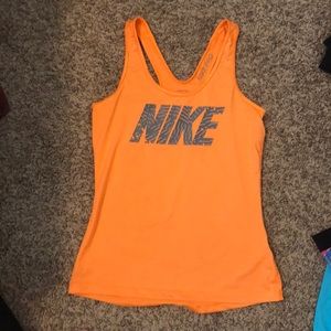 Nike pro workout tank